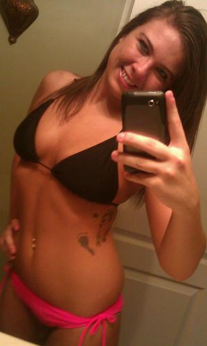 Im 21 years old and I have a 2 year old baby boy who is my everything..I love ridin horses, 4wheelers and 4x4s ;)