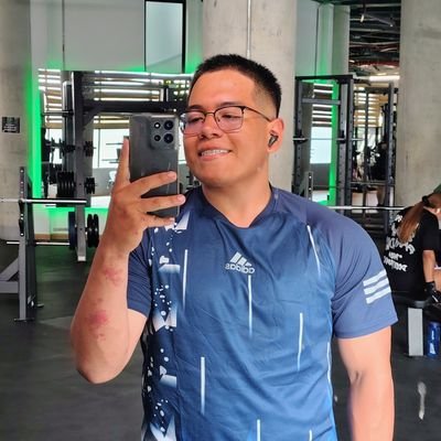 cristian0uiroz's profile picture. estudiante de ingeniería, me gusta la tecnología y el café ☕