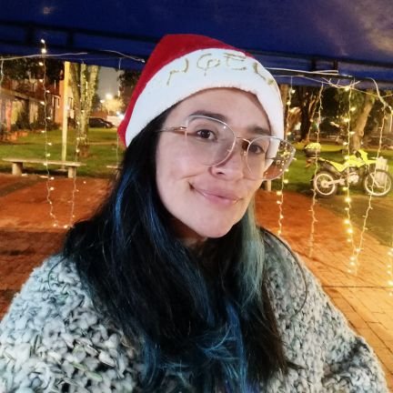 gelitoazul's profile picture. Azulologa UN. Mamerta Neoliberal 💫Mereces lo que sueñas💫 #Rola #TeamPiña #AdoptenNocompren💙. Loca de las energías. Amo los 🦕🦖.