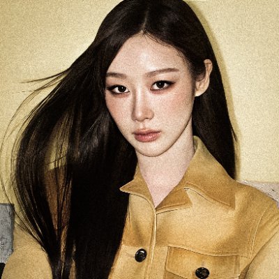 ucinage's profile picture. Spotted: Looking for the Hot-Issue?