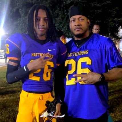 Mac_Mittenz's profile picture. Journeyman Pipefitter | UA Local 198 |
Graphic Design enthusiast |
Husband & Father of 4.
Dad to a @HattiesburgHigh Football Junior. (Recruitment Journey)