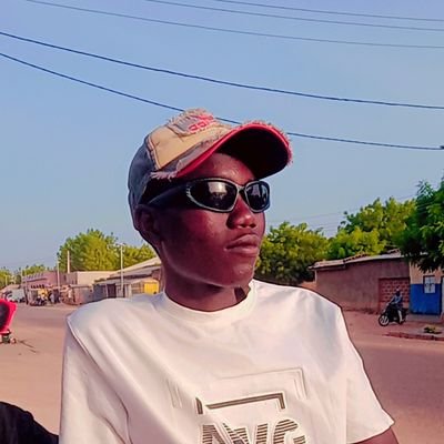 lawalyau95882's profile picture. 