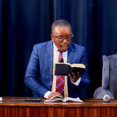 elpricej's profile picture. Chrétien ▪ Disciple de Jésus-Christ ▪ Prédicateur de l'Évangile ▪ Croyant de la Bible et du Message du temps de la fin ▪ Pasteur de @PNTabernacle.