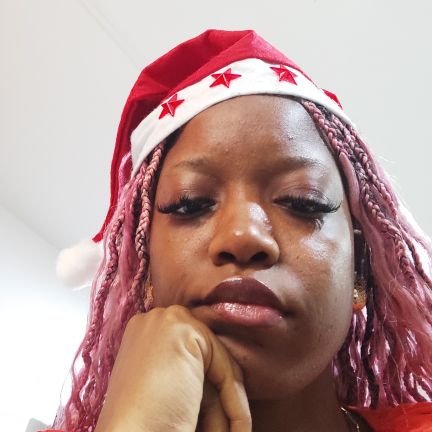 nerfertitties's profile picture. Superhuman/producer✨