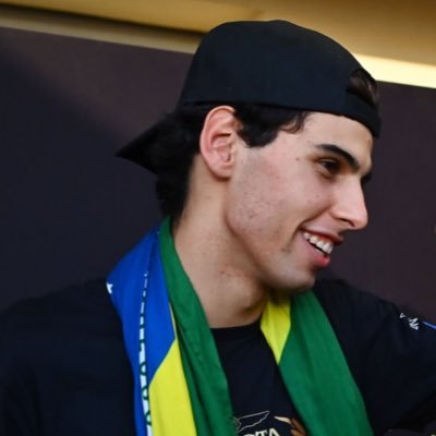 Gridgirlxoxo02's profile picture. conta nova vou desativar a outra 🥲😭