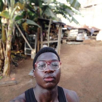 Dizzy320820441's profile picture. I don’t just design — I create impact. 🎯 | Visual storyteller | Let’s make your brand unforgettable.