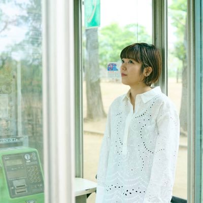inoue_yu's profile picture. うたとピアノ。愛媛 松山生まれ、東京 練馬育ち🍊 NHKみんなのうた「めがね」🥸 ラジオ▷ K-MIX「蝶花楼桃花×井上侑 ゆうとぴか」土曜19時半／K-MIX「井上侑と劇団ペテカンの月曜日からOKONBANWA!!」月曜21時／FM愛媛「井上侑しらすラジオ」土曜18時 89@inoue-yu.com📮