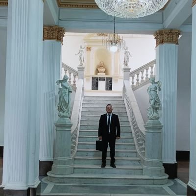 ConstrucenterG's profile picture. Abogado emprendedor.