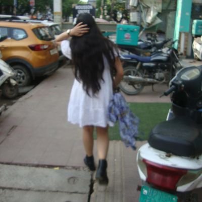 mahiimouse's profile picture. 21 • 🏳️‍🌈 • INFP-T • 'Well, I’m not a poet. I’m just a woman.'