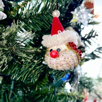 rusticrelics04's profile picture. Great deals! #Vintage #Collector #farmhouse #contemporary #agriculture #tools #Tractors #Fashion #cars #Farm #JohnDeere #home #farmlife #toys #boho