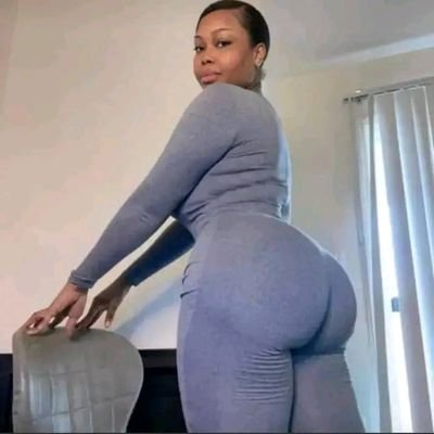 MoseOjeniy33800's profile picture. 