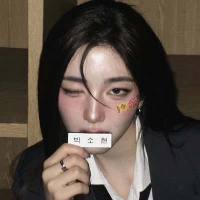 ssochuz's profile picture. id: ssochuz
🐺🌞💙