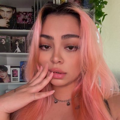 EdennAshlea's profile picture. hi bb || i only reply in the link below