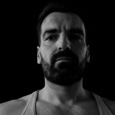 LeoJRM85's profile picture. 