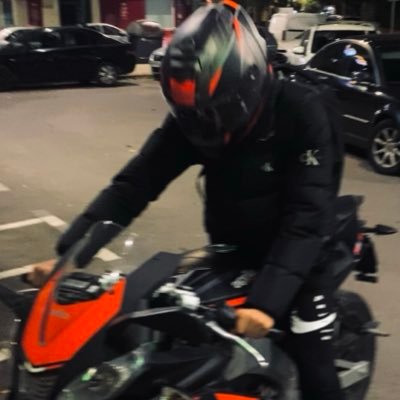 Fozz1019's profile picture. 