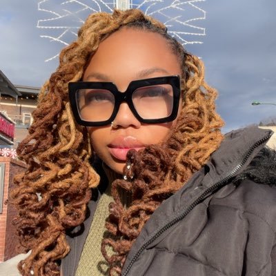 loccd_n_loaded's profile picture. 