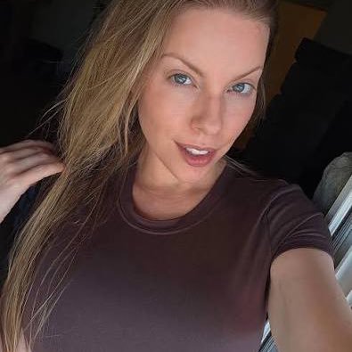 BeckyLynch62458's profile picture. 