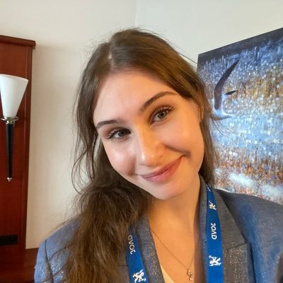 SophieReinders_'s profile picture. Liberaal | Commissielid VVD Hilversum | Bestuurslid JOVD Amsterdam e.o. | Pers. titel | 🧡💙