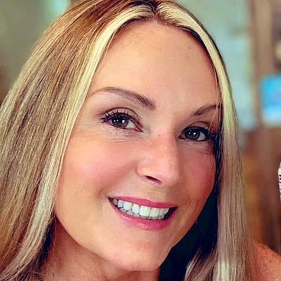 CindyLouu4x's profile picture. If you strike me down, I will become more powerful than you could possibly imagine #Spaceshost #UltralMaga🏵#Tesla #Cybertruck