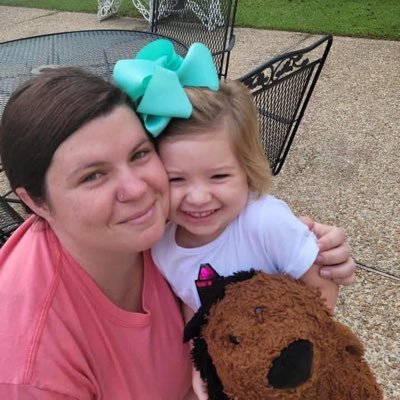 therealevankT's profile picture. just tryna help some