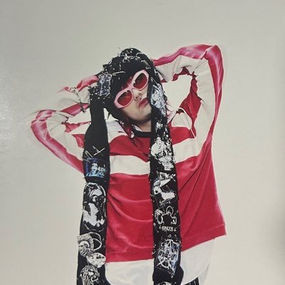 lizsfireaway's profile picture. 4nip