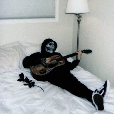 A00Fz's profile picture. أمير متقاعد - مطـرِّفْ الجاني .. اللهم ارحم من رحلوا من الدنيا واغفرلهم واجعل قبورهم روضة من رياض الجنة.