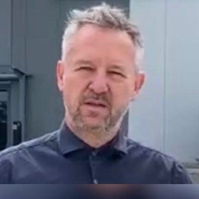 SimonTuckwell1's profile picture. “we all live in a Gary Rowell world”