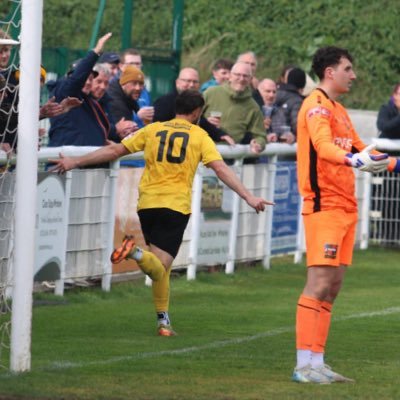 CurtJBurrows's profile picture. Player for Belper Town 🟡⚫️ Academy Manager @LongEatonUtd