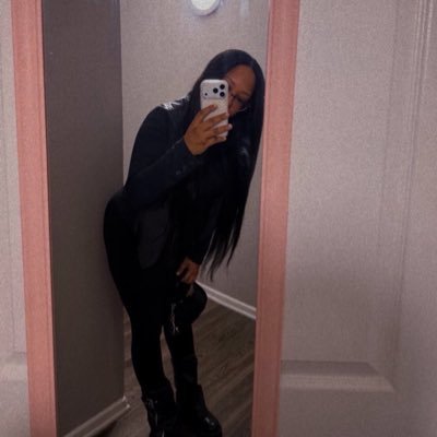 RealAsiaDenise's profile picture. the grinch | the algorithm’s soft spot | your favorite Virgo | don’t follow for peace. follow for personality.