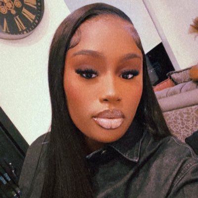 ziyahhhh1's profile picture. LIVE LIFE