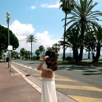 awildsuitcard's profile picture. Bachelor’s in business MKT. Photographer & Freelancer in media. Bougie, collected and esoteric. عِش حُرا