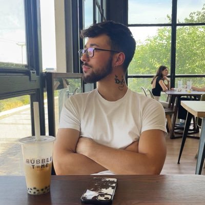 Picsouum's profile picture. Dynamique, Ambitieux !! 🤓⚡