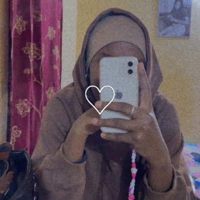 Ramata_____'s profile picture. Nothing special to know here ||Ball is life 🏀🤝🏾 || Tijani barham🤍 || Food lovers 😌|| 7/08/23🕊️|| @RamataAadam sis 🤍||Referee🏀- Technician ⚡️