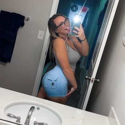 Morganxo00100's profile picture. 