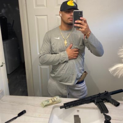 InG0DWeTrust007's profile picture. pray for the best, prepare for the worst 🍀🇲🇽🇺🇸