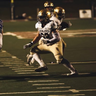 Madden_FieldsSC's profile picture. Shiloh Christian School | Sophomore Class of 2028 | RG, RT | 4.0 GPA | #62 | 6’1” 230 lbs | 2 Timothy 4:7 | Phone: 479-365-0478