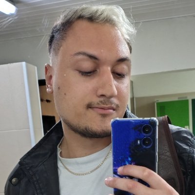 fox_wav's profile picture. 𝕬𝖑𝖑 𝖙𝖍𝖆𝖙 𝖇𝖑𝖔𝖔𝖉𝖘𝖍𝖊𝖉, 𝖈𝖗𝖎𝖒𝖘𝖔𝖓 𝖈𝖑𝖔𝖛𝖊𝖗
𝖘𝖜𝖊𝖊𝖙 𝖉𝖗𝖊𝖆𝖒 𝖜𝖆𝖘 𝖔𝖛𝖊𝖗