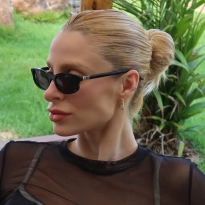 daanicfc's profile picture. 👩🏻‍💻 social media. • adm do @QGDoFop. 🏠🐈‍⬛ 💋