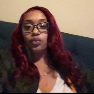 fineasss_red's profile picture. 