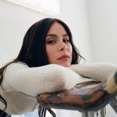 Lenameyerl5's profile picture. message my back up