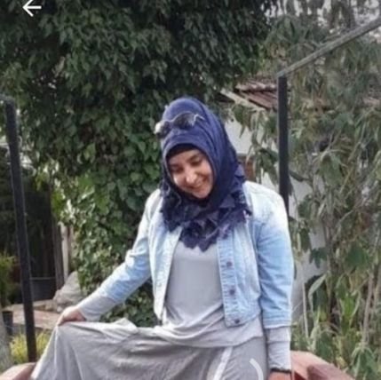 Atamam272's profile picture. 🦋evli🦋

🍃Kendi içimde yürümek istiyorum,

Kimseyle karşılaşmadan...