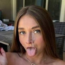 LeakedMae50125's profile picture. Original video link 👉https://t.co/pa0VbGAiNu