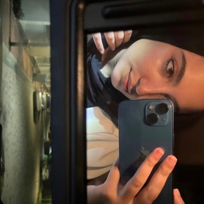 shahd_hanora's profile picture. محدش آمن الدنيا ولا الأيام