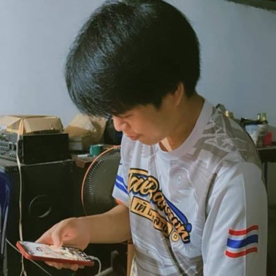 PoomNiti30568's profile picture. 