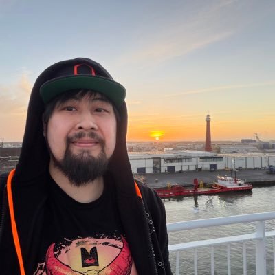 gonecozycrafts's profile picture. 🇳🇱 - Developer - UXer - Crafty guy - Team #MatteCharcoalBlack