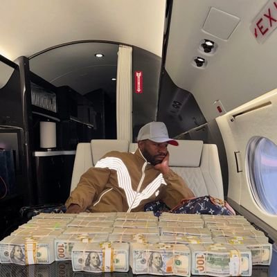 RexAustine31547's profile picture. 