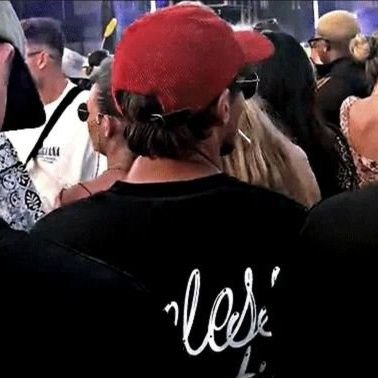 theskylinson's profile picture. where the band is, home is