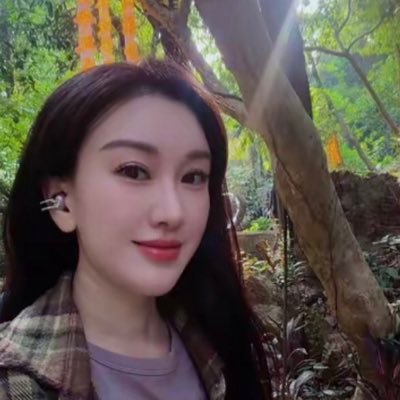 Alma66473540's profile picture. Life depends on yourself, live every day happily.