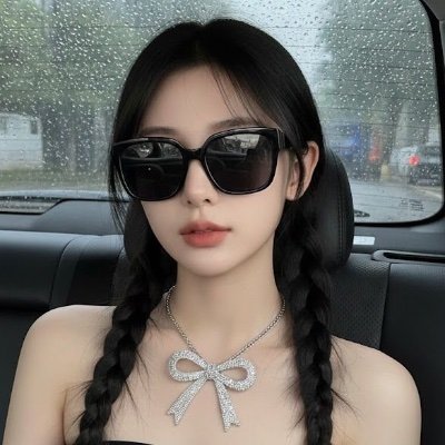 thalirav's profile picture. 