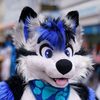 Shilo_husky's profile picture. Trying to be a good dog on the internet.
30+, straight, yes. /Volunteer Firefighter /Single /Former mil./ Cosplayer / Works in 
🔬🥼☢️